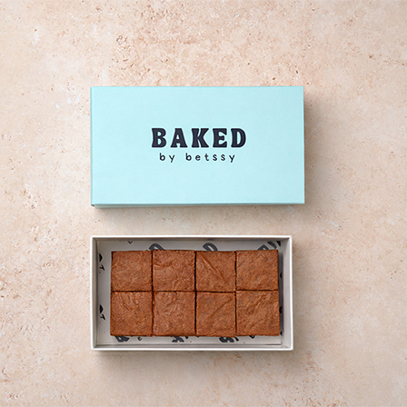 Red Velvet Chocolate Fudge Brownie 8 pcs