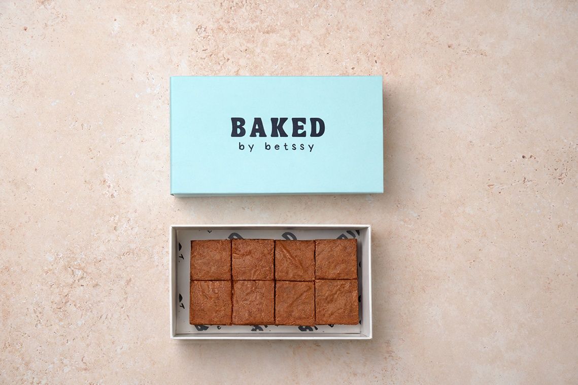 Double Chocolate Fudge Brownies - 8 Pcs